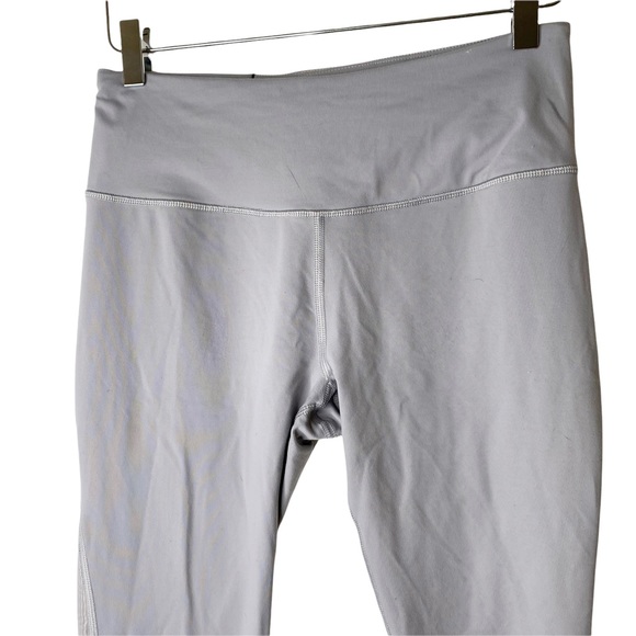 Victoria’s Secret Sport Knockout Mesh Ribbon Cut Out Tight Leggings Mid Rise M - Picture 6 of 9